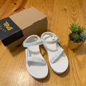 NWB Teva Women's Midform Universal Fray Frazier Light Multi 1118954 Women’s SZ 9